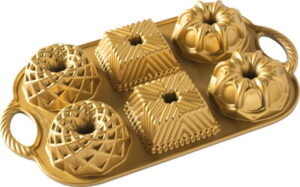 Forma na 6 mini bábovek ve zlaté barvě Nordic Ware Minimix