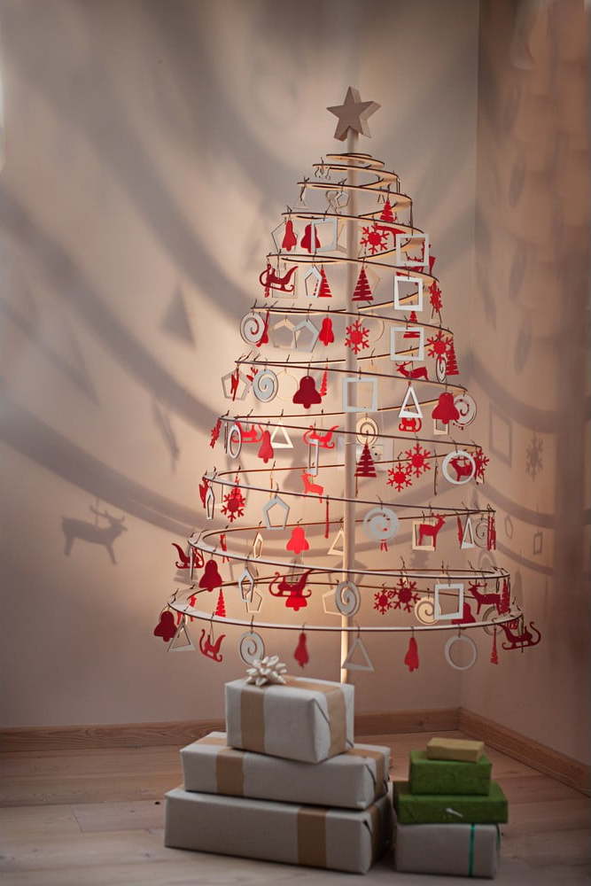 Dřevěný dekorativní vánoční stromek Spira Large