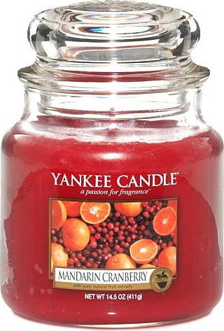 Vonná svíčka Yankee Candle Mandarinky s Brusinkou