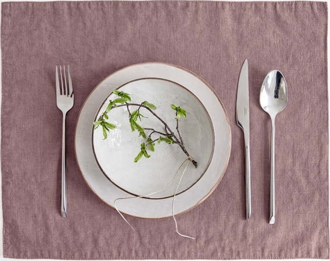 Starofialové lněné prostírání Linen Tales