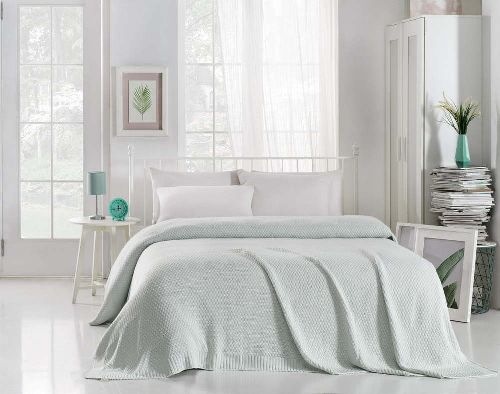Mentolově modrý přehoz přes postel s příměsí bavlny Homemania Decor Silvi