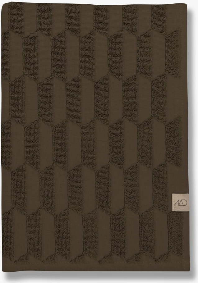 Tmavě hnědý bavlněný ručník 50x95 cm Geo – Mette Ditmer Denmark Mette Ditmer Denmark