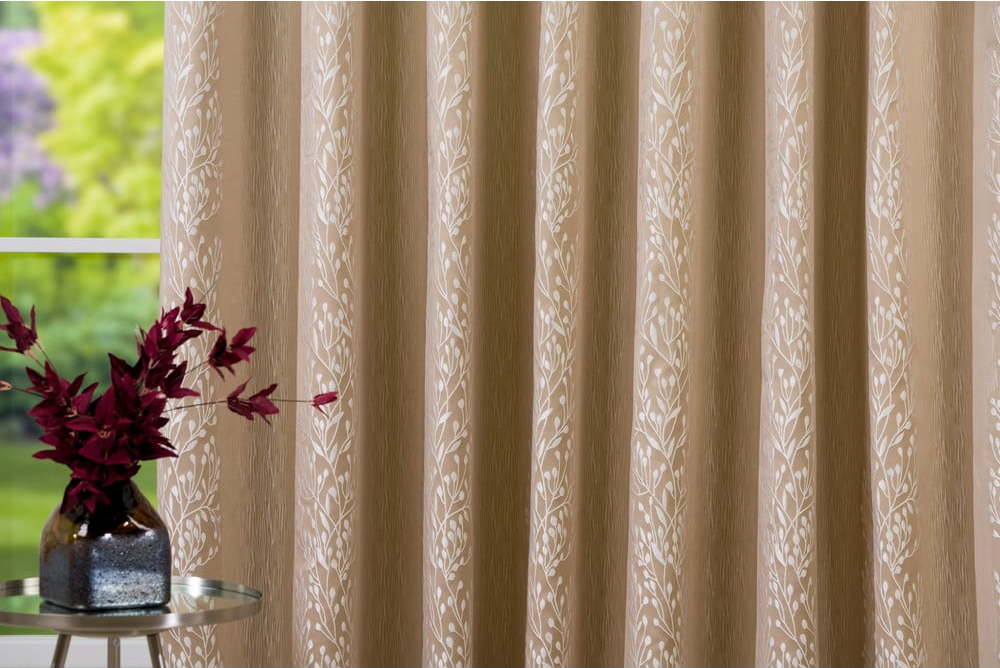 Béžový závěs 135x260 cm Soledad – Mendola Fabrics Mendola Fabrics