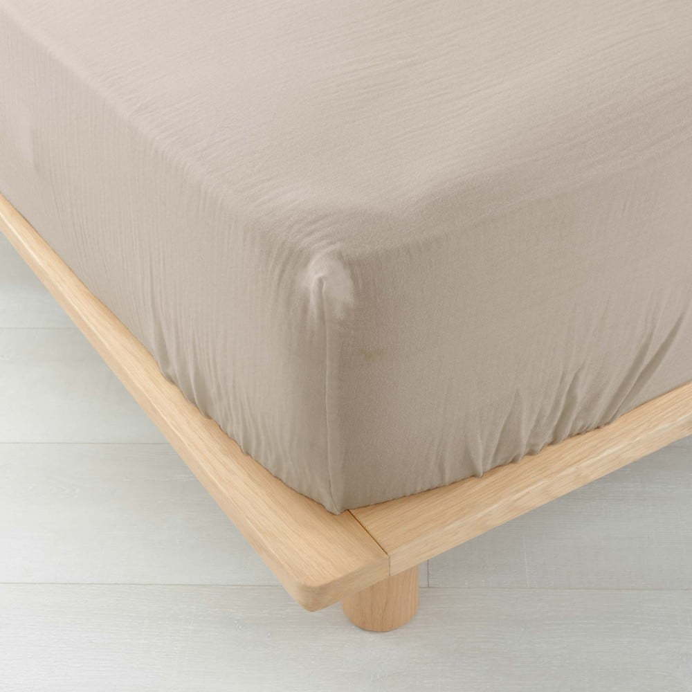 Béžové napínací mušelínové prostěradlo 160x200 cm Angelia – douceur d'intérieur Douceur d intérieur