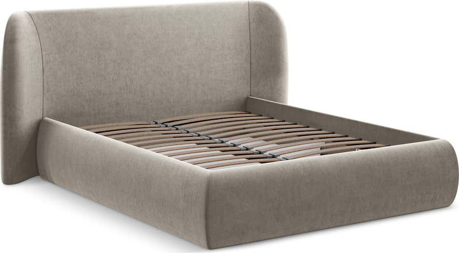 Čalouněná dvoulůžková postel taupe s úložným prostorem s roštem 140x200 cm Hauke – Makamii Makamii