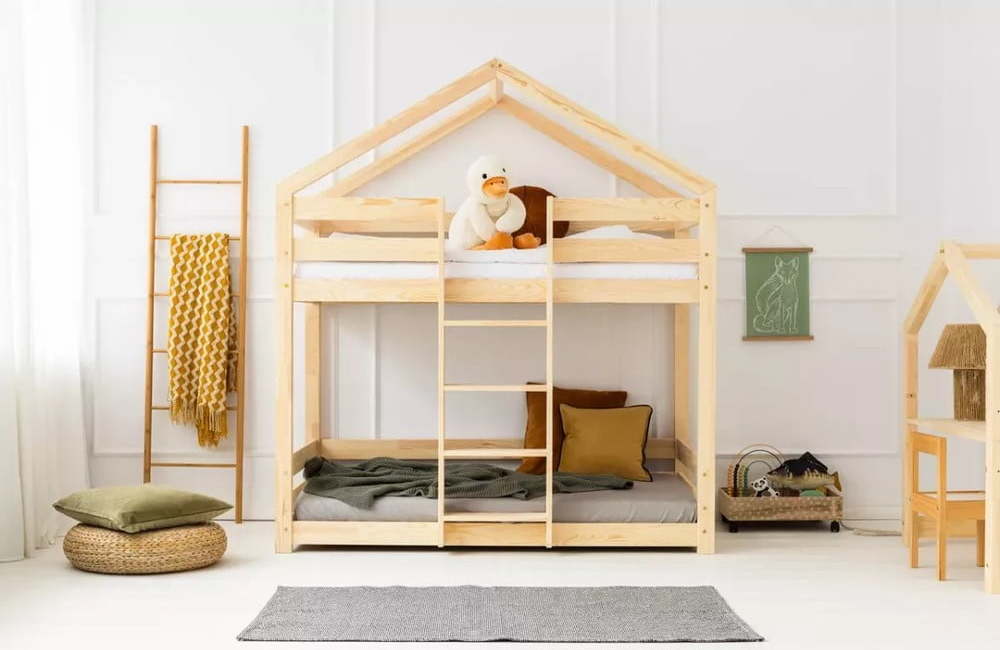 Domečková patrová dětská postel s roštem v přírodní barvě 90x180 cm DMPN – Adeko Adeko