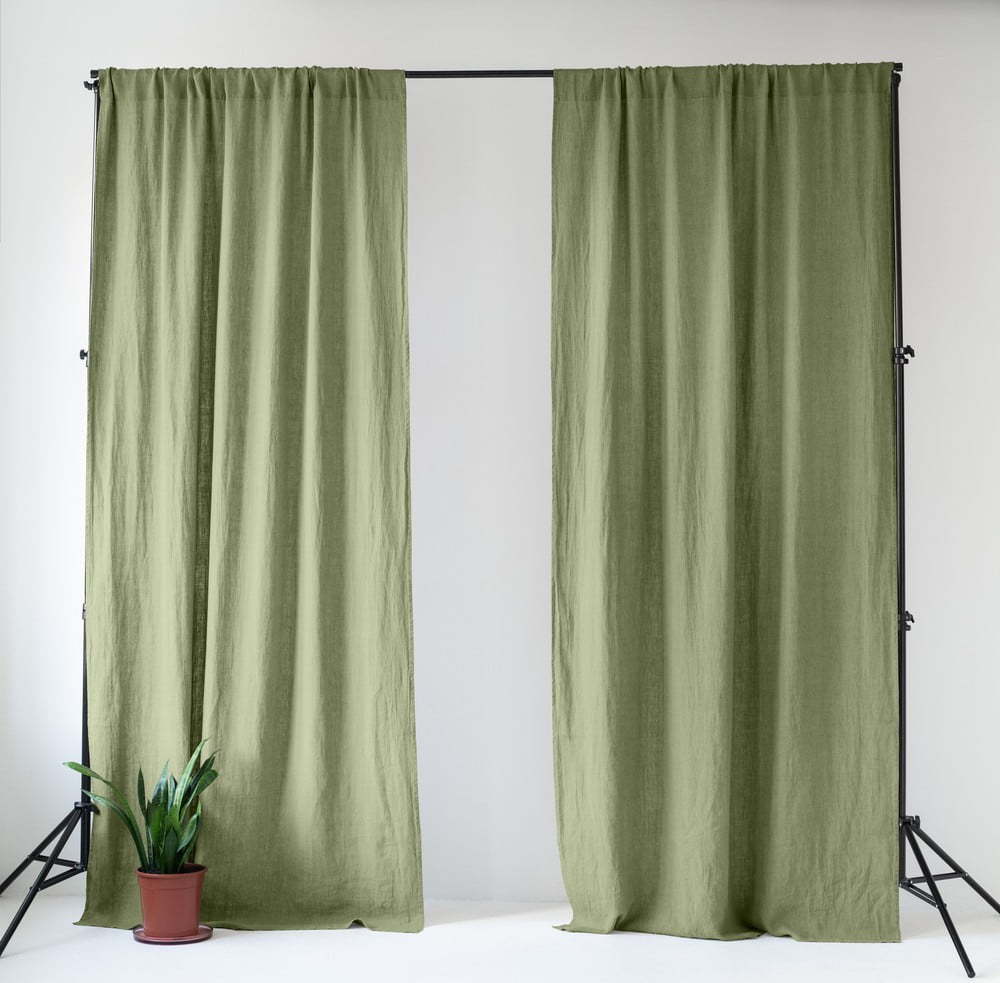 Světle zelený lněný závěs 140x330 cm Sage – Linen Tales Linen Tales