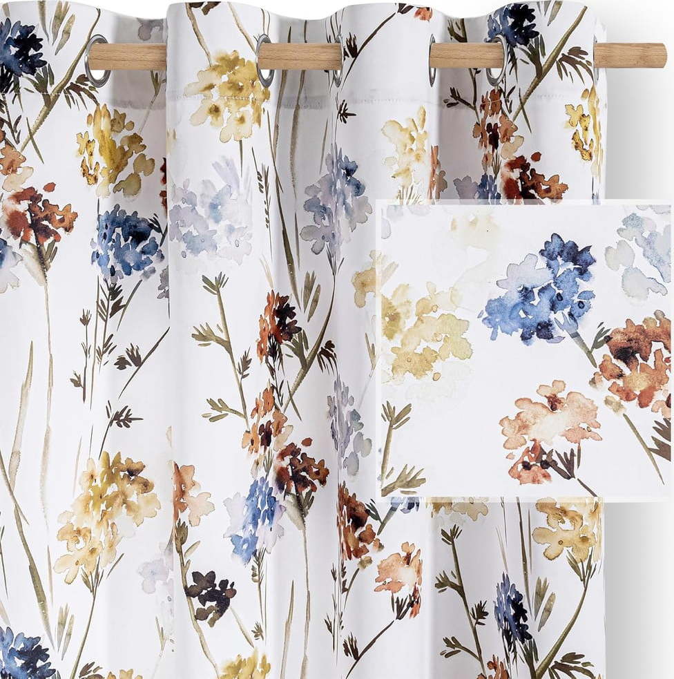 Bílý dimout závěs 135x250 cm Solkone – Restilo Restilo