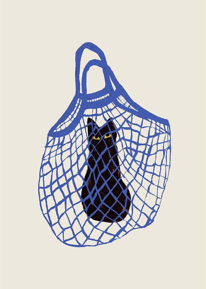 Plakát 30x40 cm The Cat’s In The Bag – Chloe Purpero Johnson – The Poster Club The Poster Club