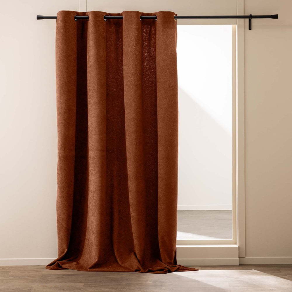 Závěs z materiálu bouclé v terakotové barvě 140x260 cm Winona – douceur d'intérieur Douceur d intérieur