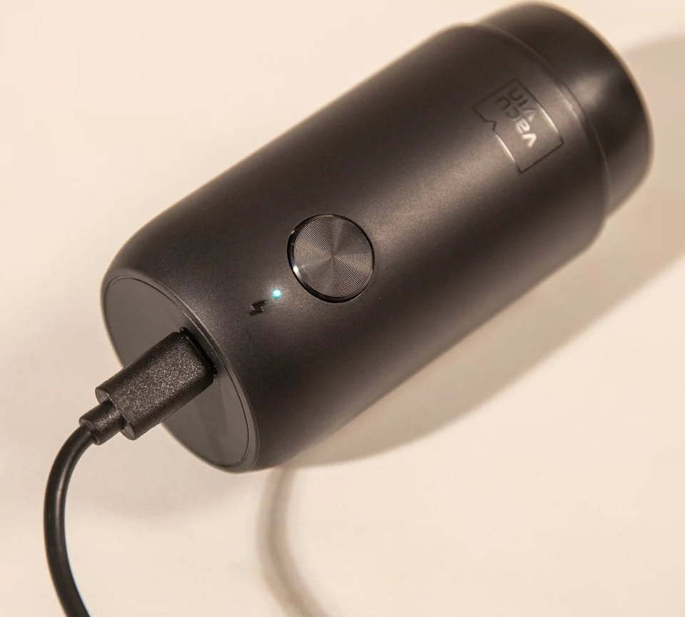 Uzávěr na víno – VacuVin Vacuvin