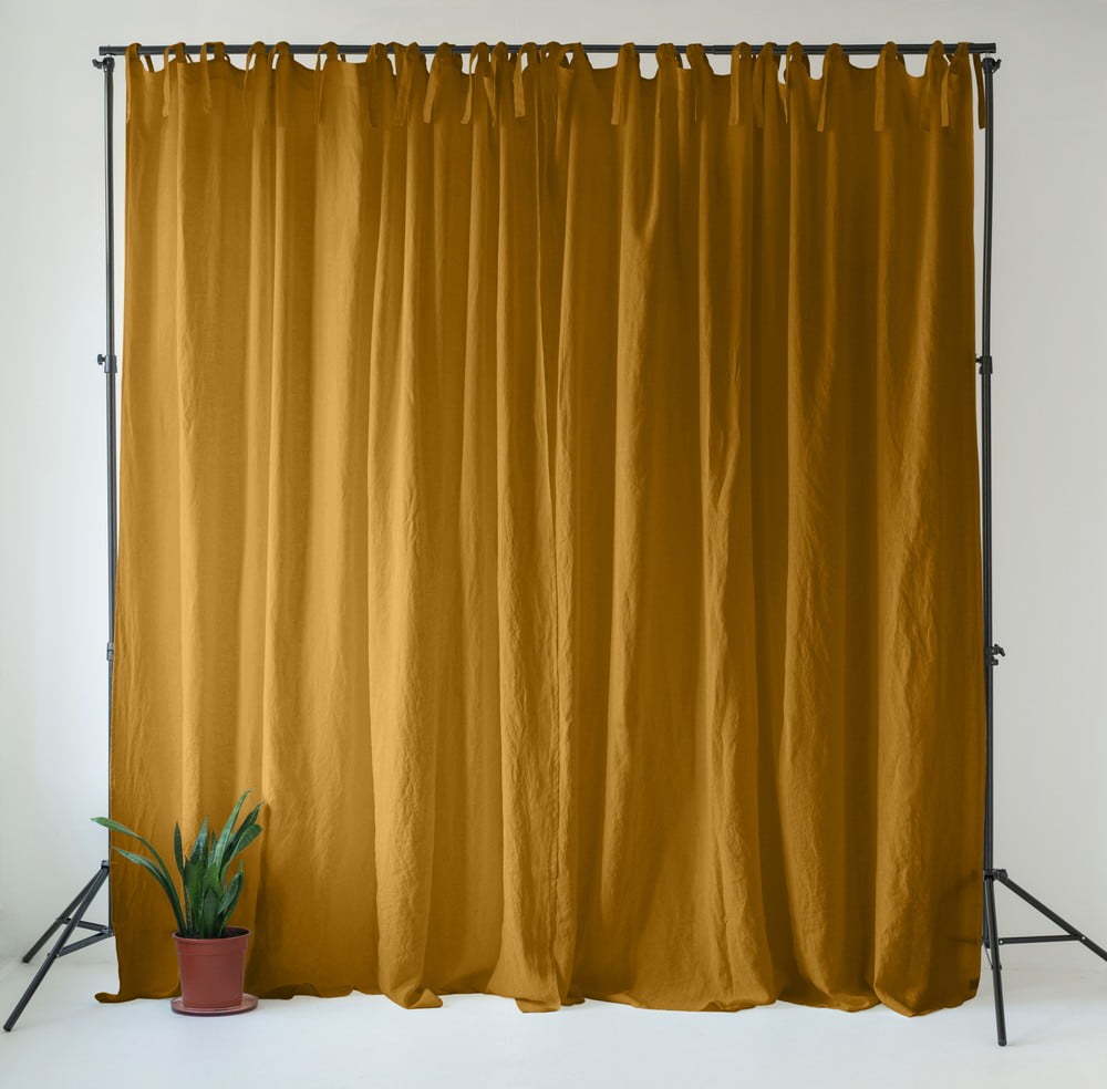 Okrově žlutý/hnědý lněný závěs 140x250 cm Bronze – Linen Tales Linen Tales
