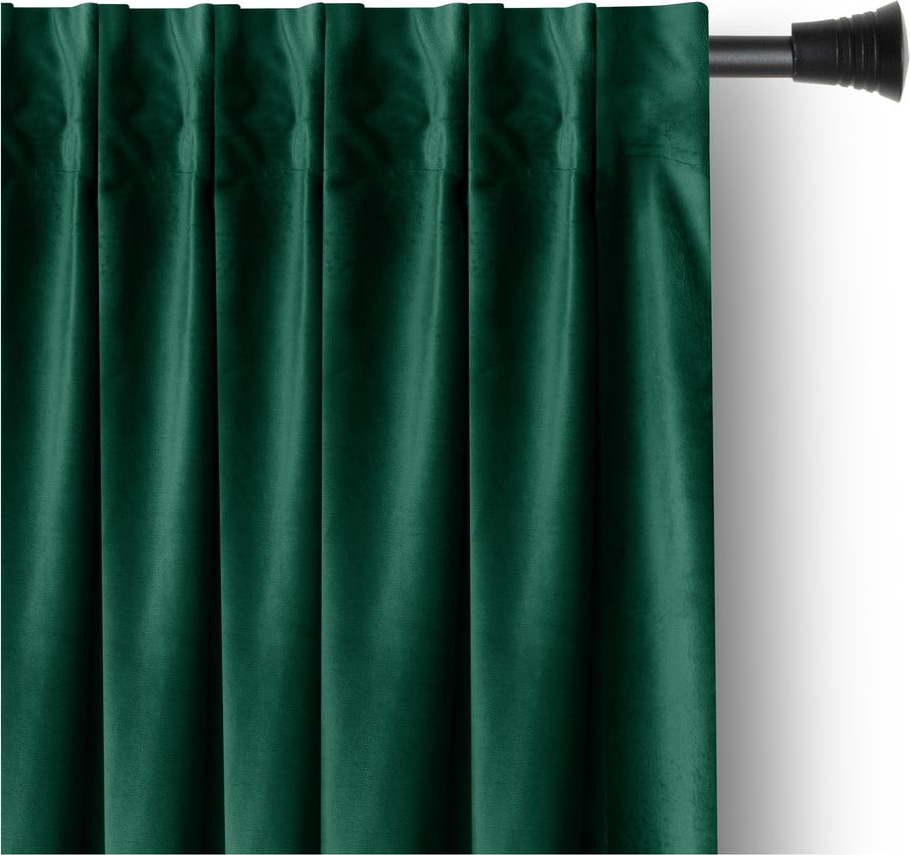 Tmavě zelený sametový dimout závěs 140x270 cm Pleat – Restilo Restilo