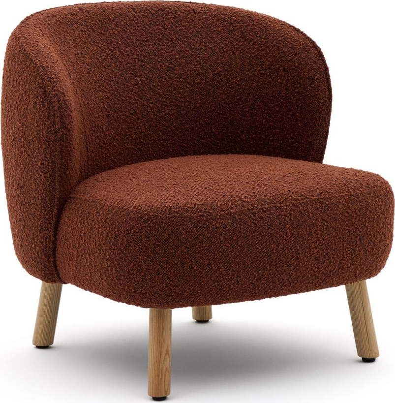 Křeslo v terakotové barvě z textilie bouclé Ulit – Kave Home Kave Home