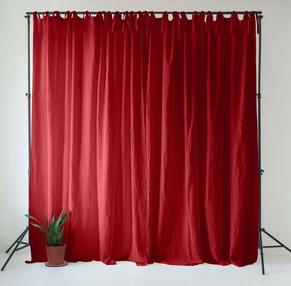 Červený lněný závěs 140x330 cm Lava Falls – Linen Tales Linen Tales