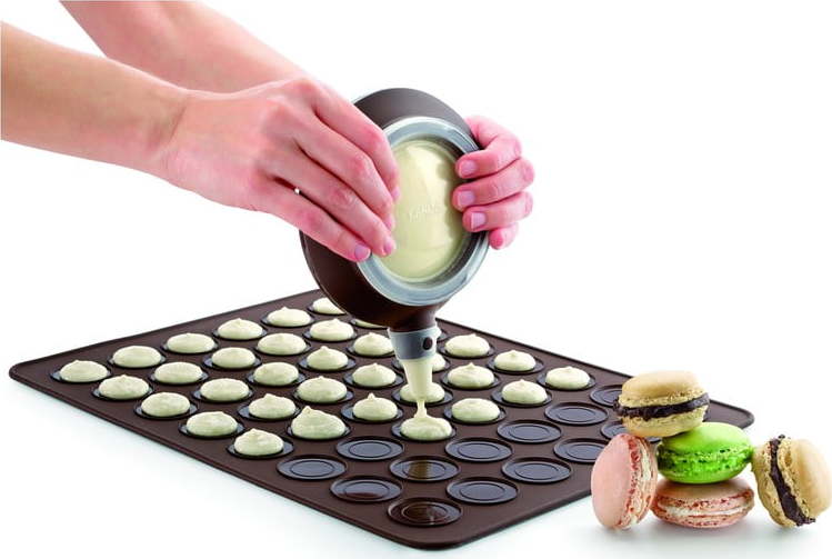 Silikonový set na přípravu makronek 18x31 cm – Lékué LÉKUÉ