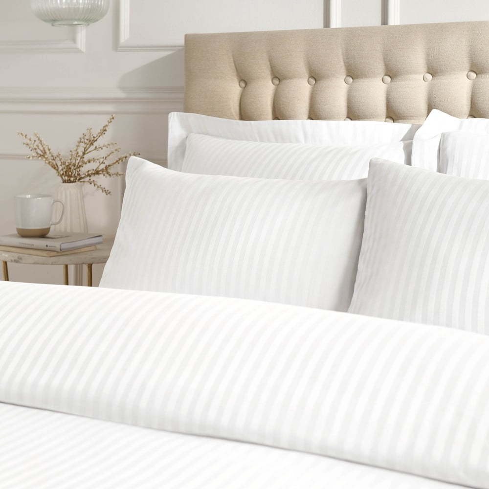 Damaškové povlaky na polštáře v sadě 2 ks 50x75 cm Satin Stripe – Catherine Lansfield Catherine Lansfield