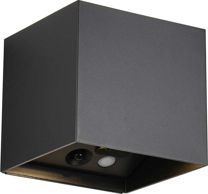 LED nástěnné venkovní svítidlo se senzorem pohybu na USB (výška 10 cm) Genie – Trio TRIO